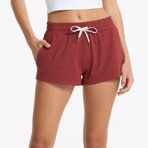 Vuori Halo Performance Shorts Dreamknit Red Heather Womens Small Athleisure